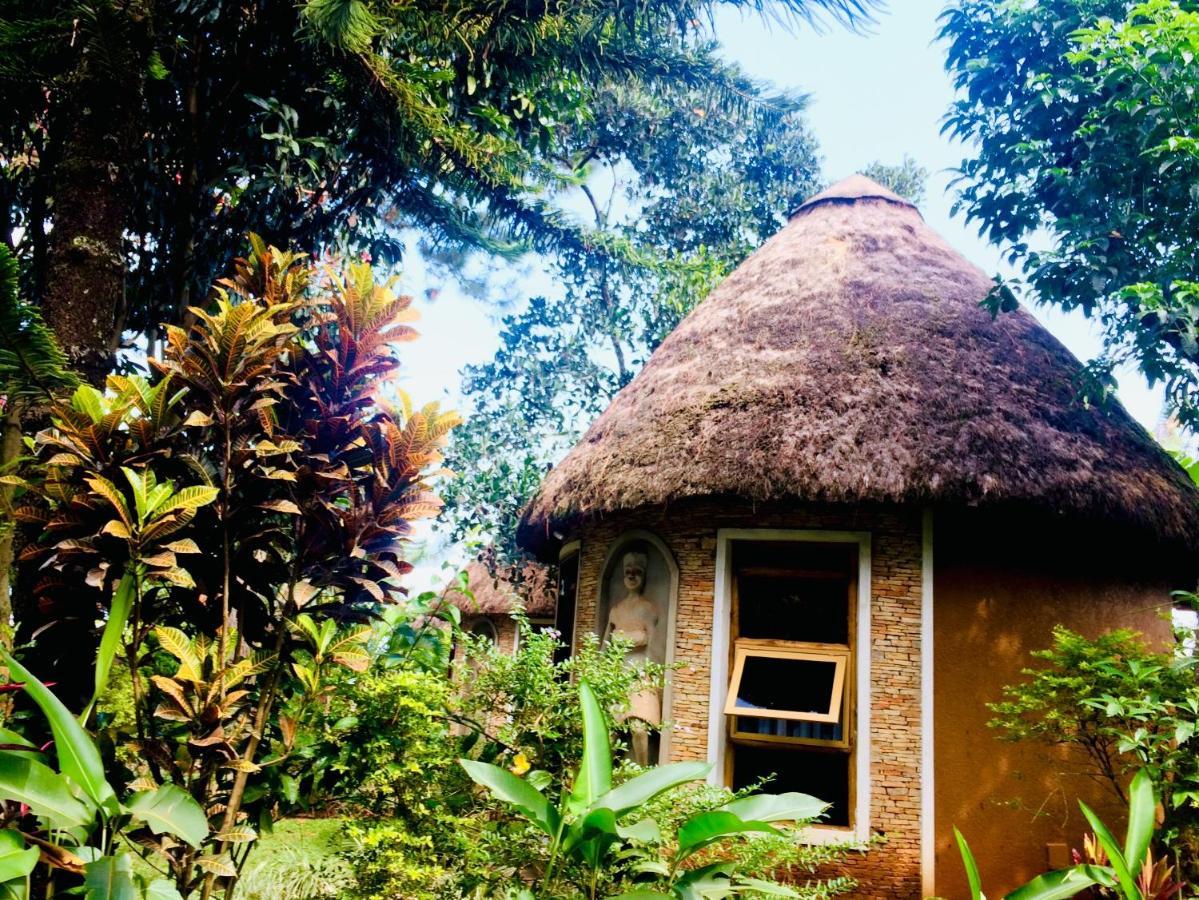 Kaz Garden Cottages Entebbe Eksteriør bilde