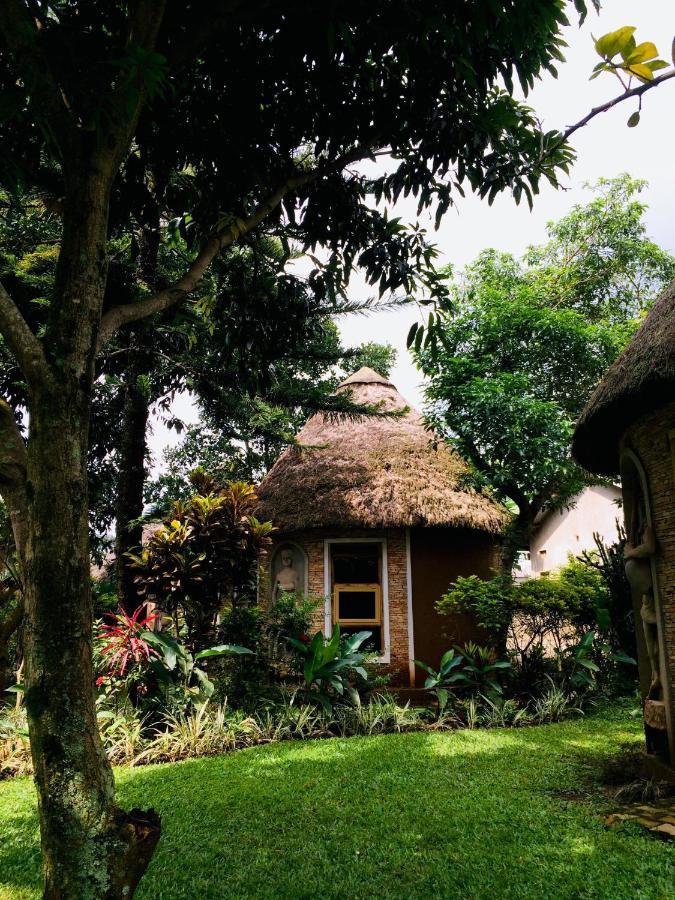 Kaz Garden Cottages Entebbe Eksteriør bilde