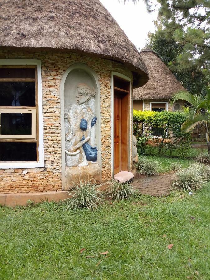 Kaz Garden Cottages Entebbe Eksteriør bilde