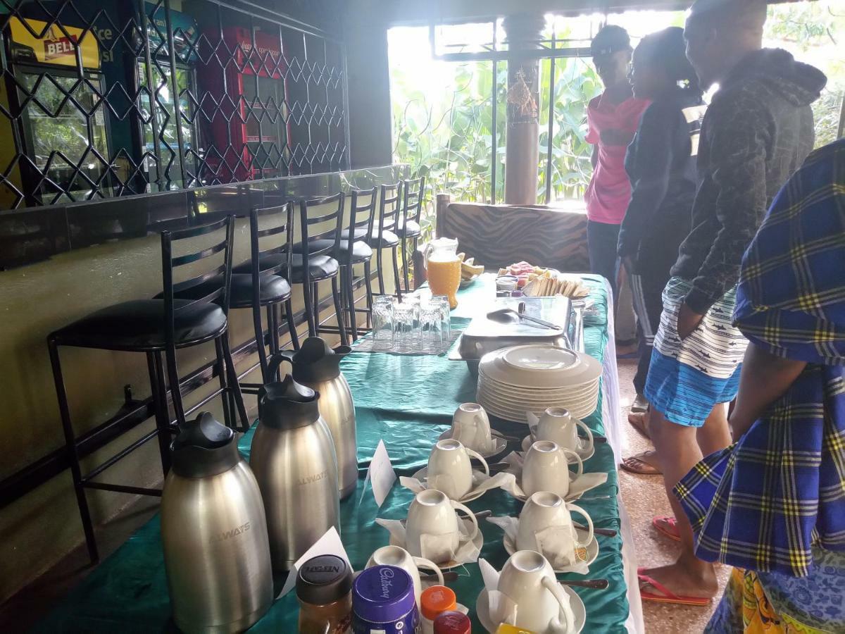 Kaz Garden Cottages Entebbe Eksteriør bilde